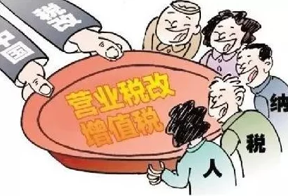 被健身房教练玩晕小茹遭遇诱导消费损失惨重