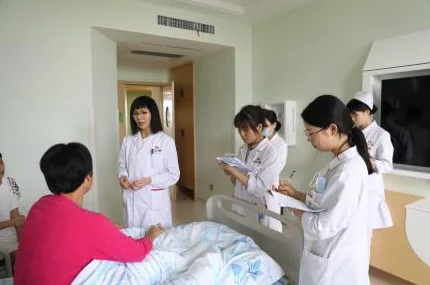 草莓在线看视频在线观看平台已更新至4.0版本新增多种互动功能和高清画质